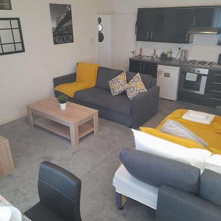 Apartamento Flat 4 Corner House Doncaster Exterior foto