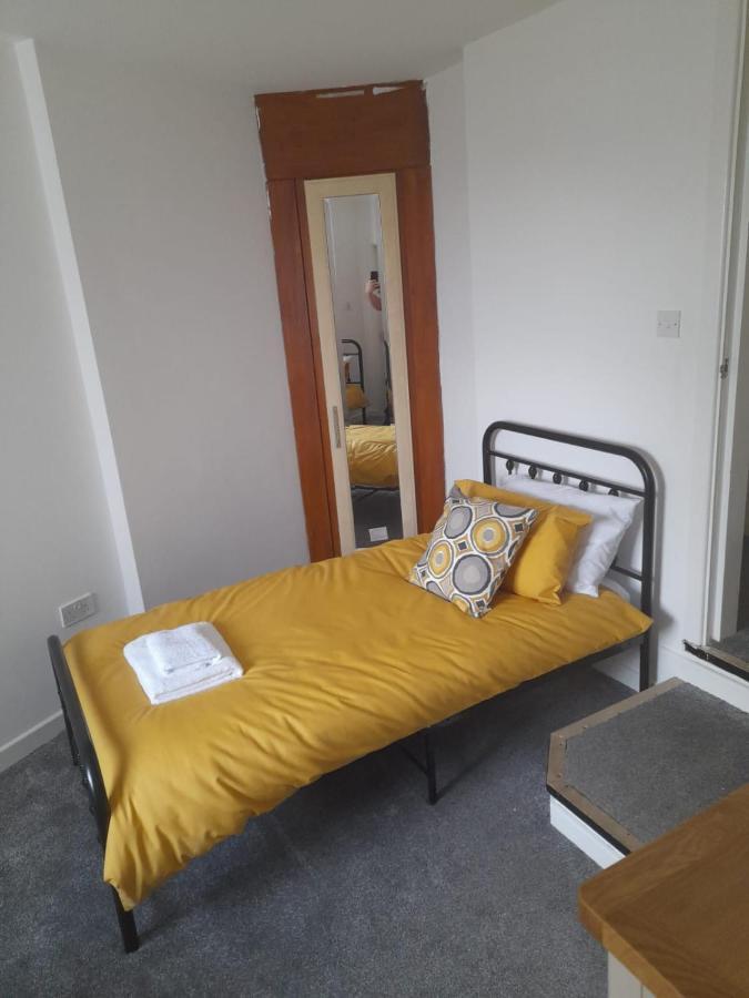 Apartamento Flat 4 Corner House Doncaster Exterior foto